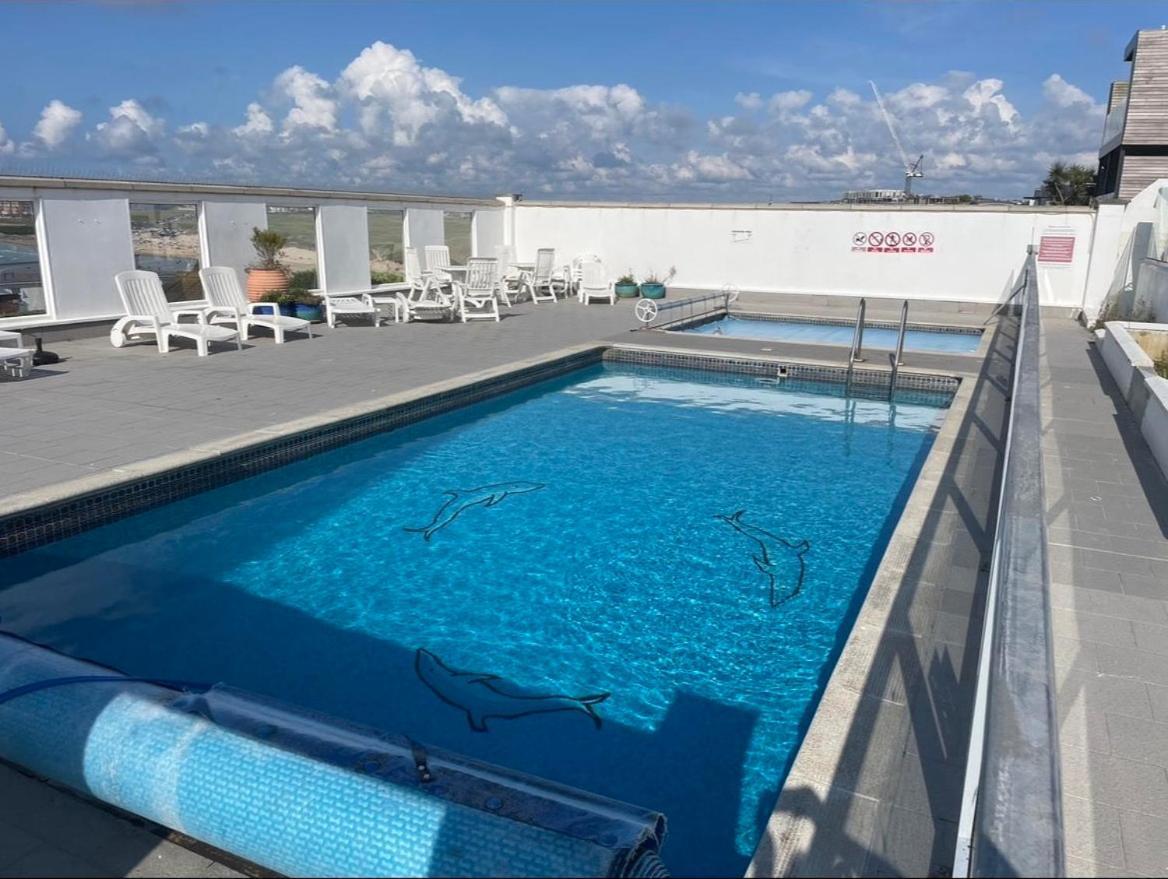 Daire Newquay Fistral View With Pool